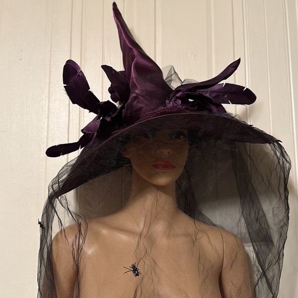 Witches hat purple with mesh veil - Picture 2 of 4